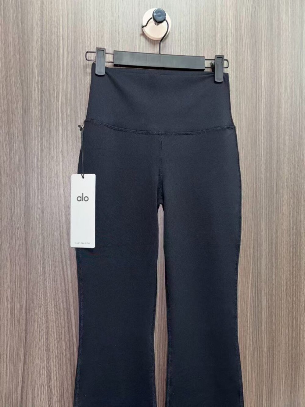 🧘ALO Yoga Airbrush Bootcut Legging High-Waisted Black Yoga Pants Regular🖤 - Picture 5 of 9